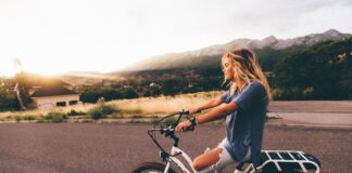 Inside a Fashion Blogger’s Fancy Apartment