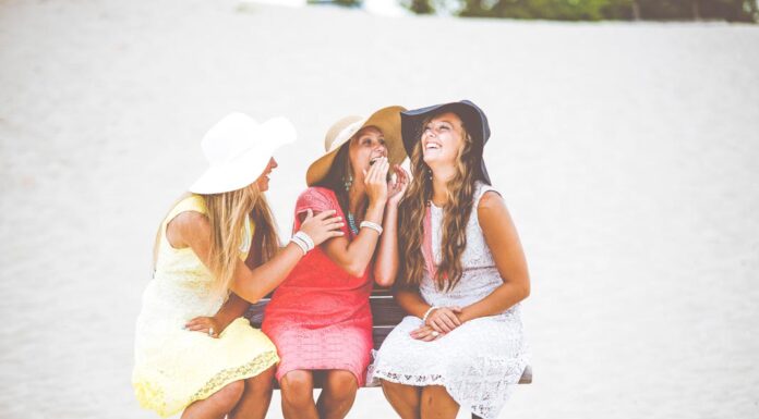 How to Find the Perfect Sunglasses for Your Face Shape