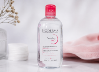 Review Nước Tẩy Trang Bioderma Sensibio H2O: “Huyền Thoại” Cho Da Nhạy Cảm Có Xứng Danh? nuoc-tay-trang-bio-demar-h2o